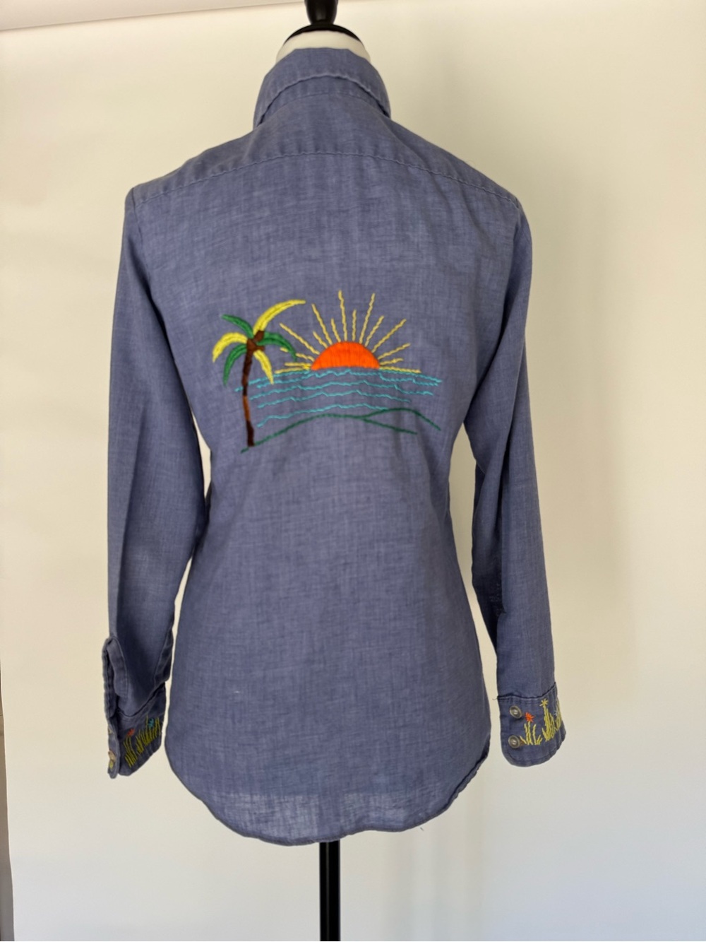 VINTAGE Levi’s Blue Chambray Embroidered Sunset Button-Down Shirt